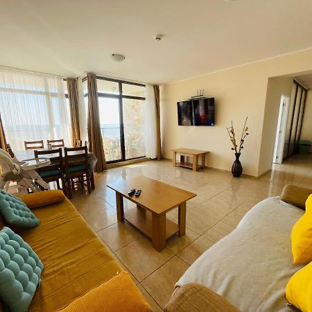 Dolce Vita Sea View Apartment Sveti Vlas Luaran gambar