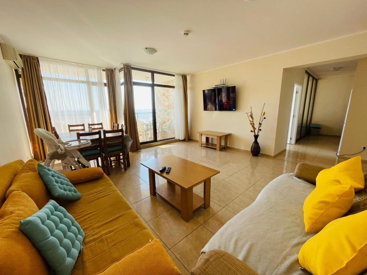 Dolce Vita Sea View Apartment Sveti Vlas Luaran gambar