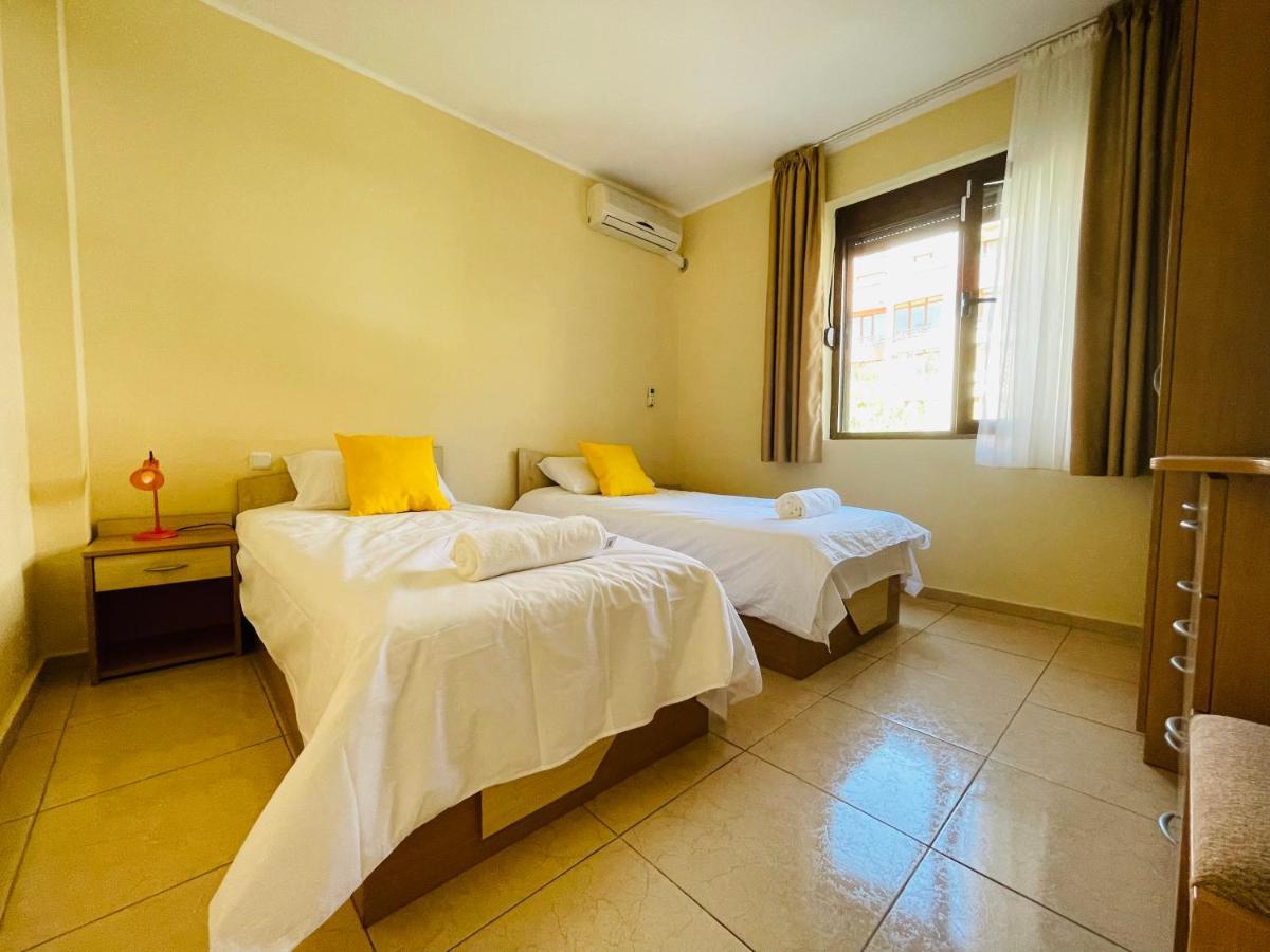 Dolce Vita Sea View Apartment Sveti Vlas Luaran gambar