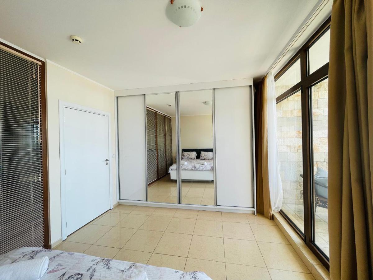 Dolce Vita Sea View Apartment Sveti Vlas Luaran gambar
