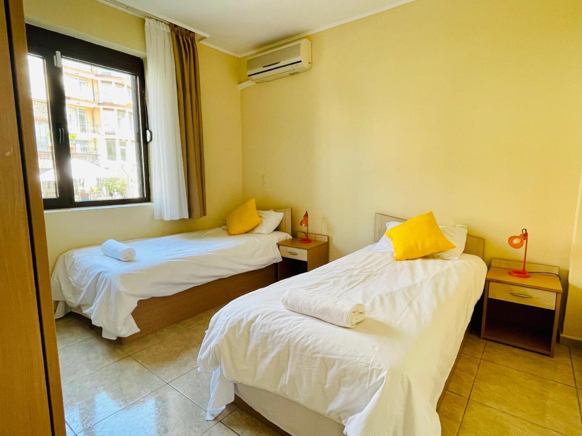 Dolce Vita Sea View Apartment Sveti Vlas Luaran gambar